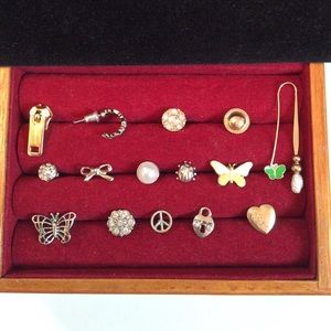 Sweet & Single 15 Fun Post Earrings Lot.